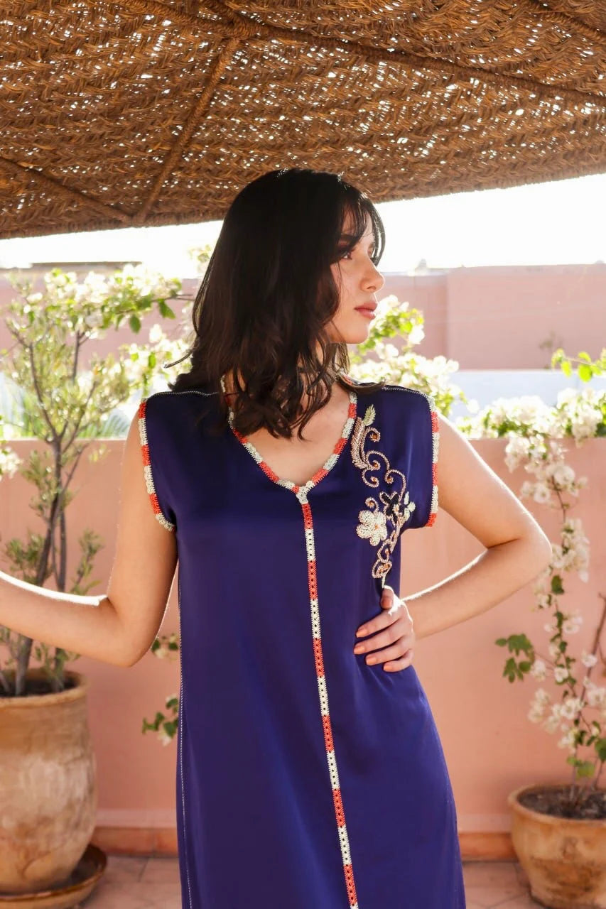 Sublime Caftan Léger Traditionnel Marocain : Symbole D'Art Et D'Héritage