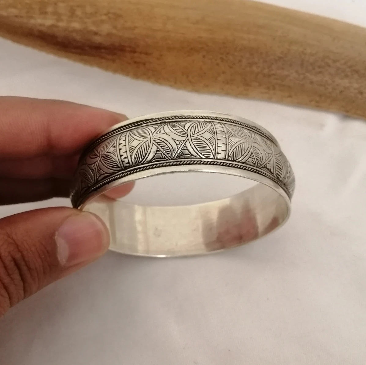 Berber Tuareg Geometric Carved Silver Bangle