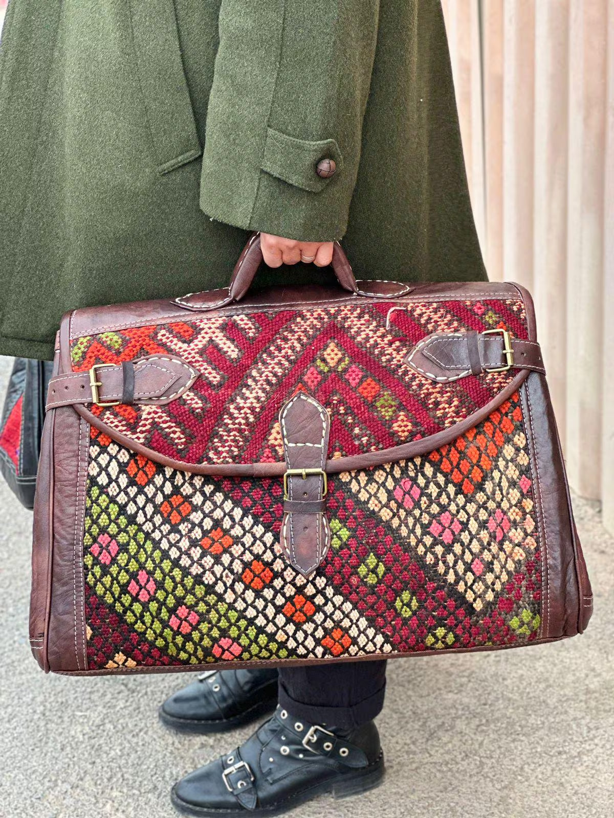 Kilim Duffle Bag, Leather Duffle Bag, Duffle Weekender Bag, Kilim Bag Clearance, Handmade Rug Bag, Duffle Boho Chic Bag, Weekender Bag Kilim
