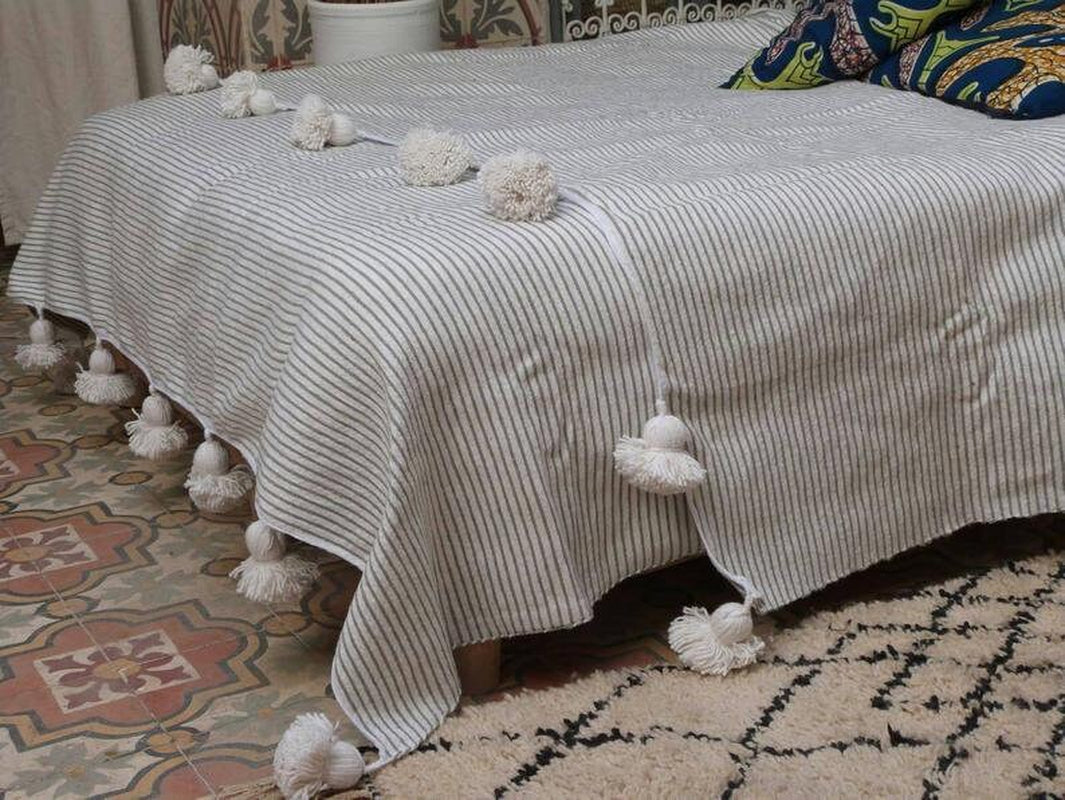 Moroccan Blanket - Hand Woven Throw-Tassel Blankets-Pom Poms-Boho Blanket-Moroccan Blanket-Moroccan Blanket-Moroccan Pom Pom .
