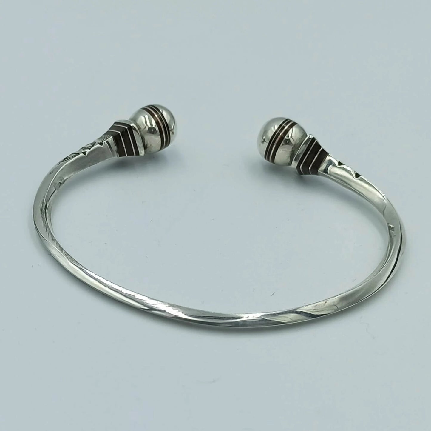 Men'S 925 Sterling Silver Handcrafted Adjustable Bracelet, Open Cuff 2-Ball Ended Engrave Design Boho Bangle