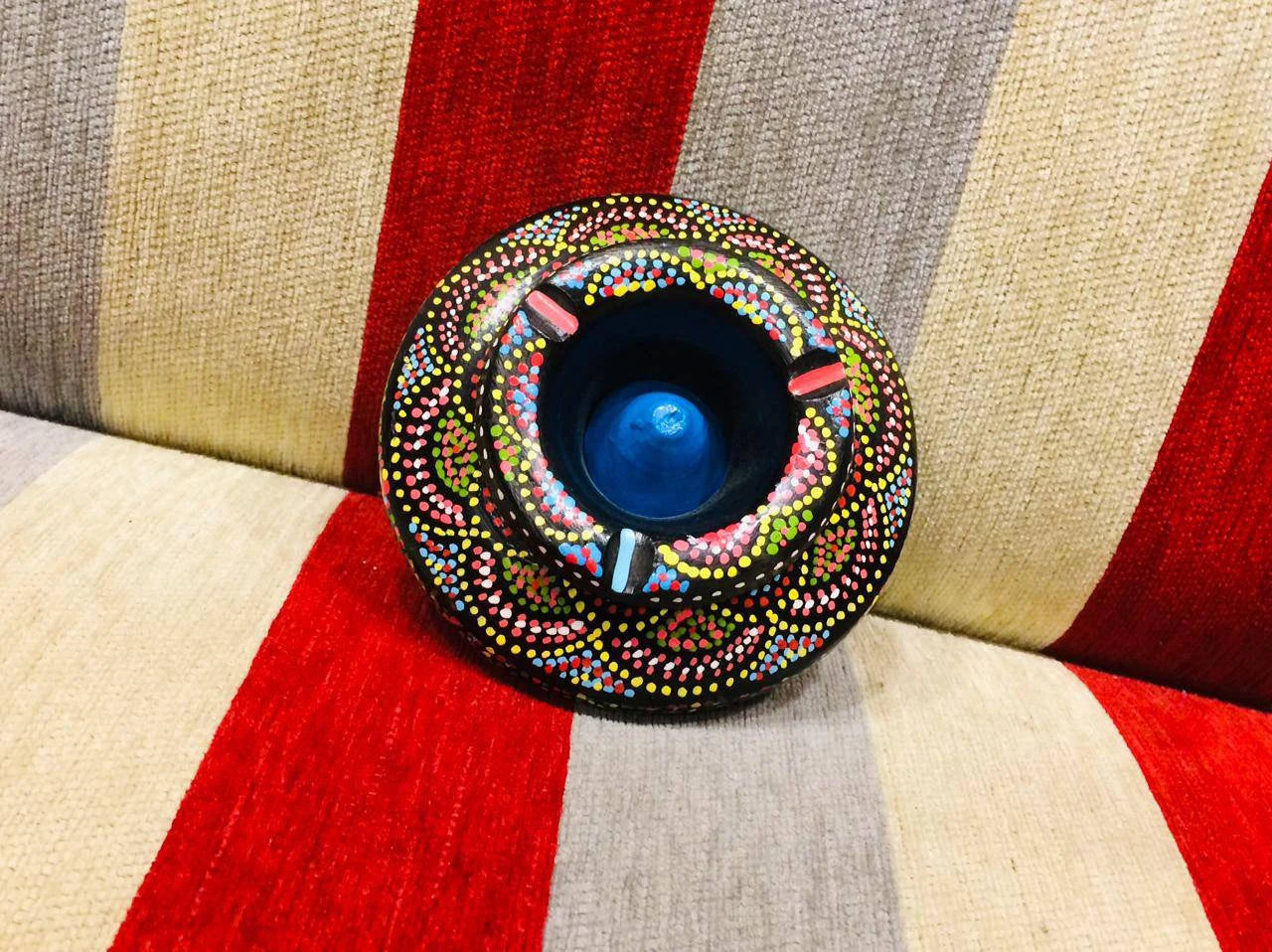 Moroccan round Ceramic Ashtray with 3 Cigarette Holder Slots, Black Ashtray, Multicolore Ashtray, Decorative Ashtray, Cigar Ashtray
