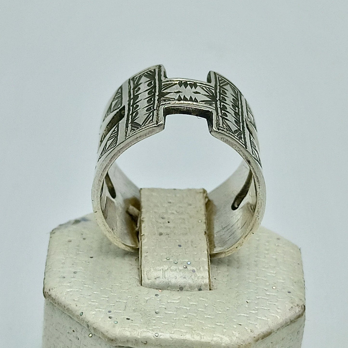 Silver Ring, Engraved Ring, Unique Boho Ring, 925 Sterling Silver, Engraved Ring, Crafted Ring, Perfect for Any Occasion