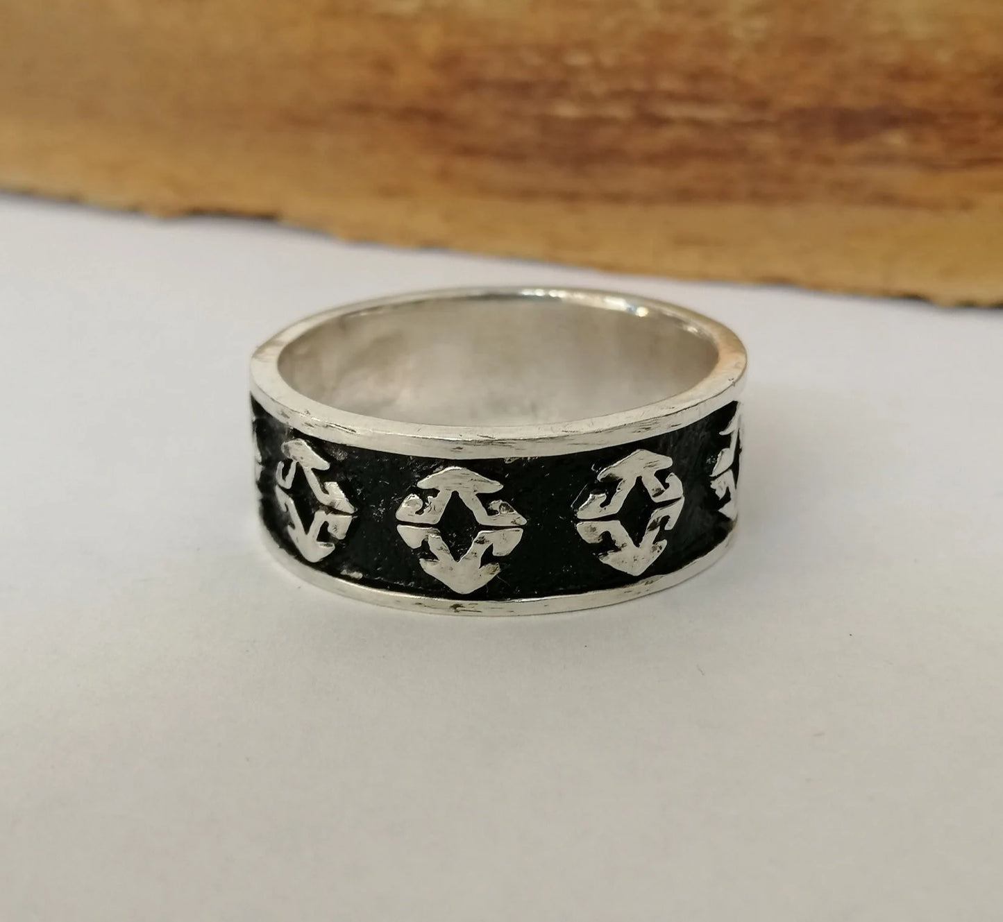 Sterling Silver Ring with Carved Diamond Pattern