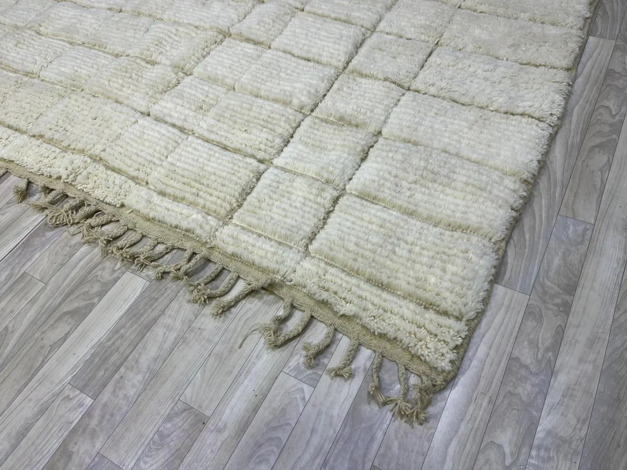 Handwoven Moroccan Rug - Creamy White with Geometric Rectangles | Berber Wool Rug | Moroccan Carpet | Beni Ourain Design | Fully Handmade