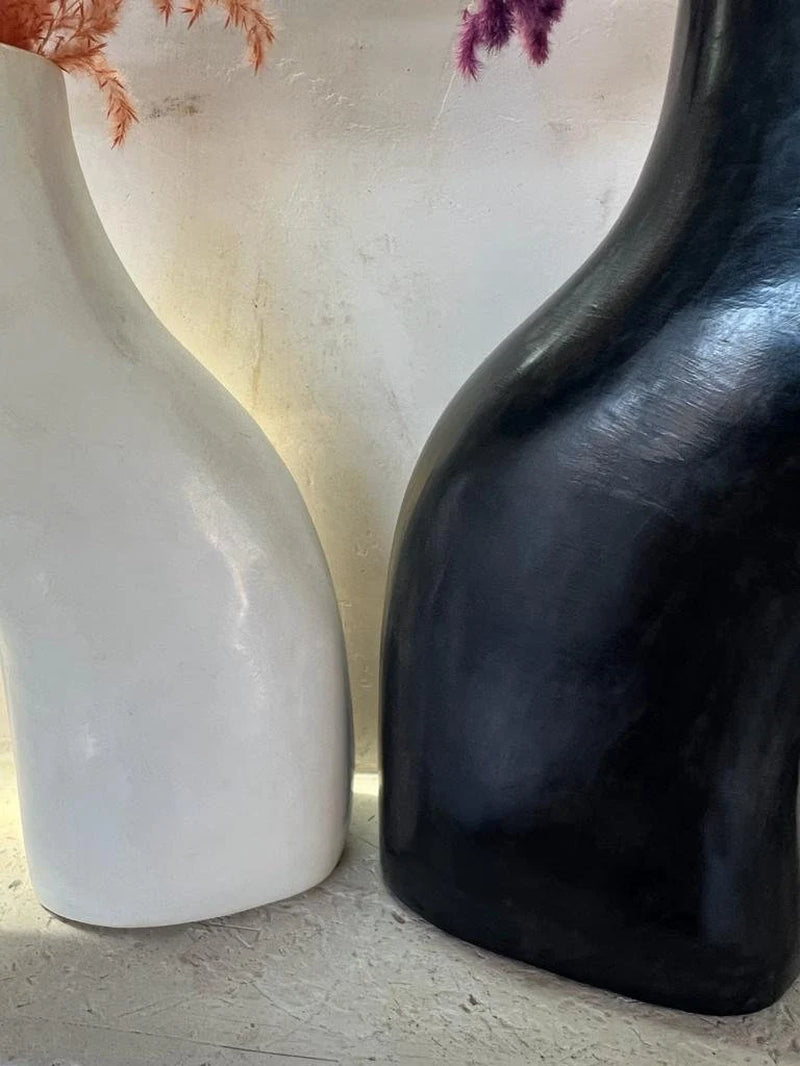 Terracotta Vase, Stucco Pottery Decoration, Natural Vase Deco Black&White