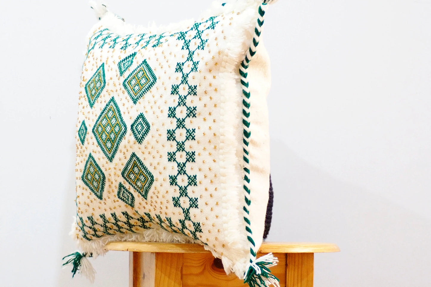 Handmade Moroccan Wedding Blanket Pillow Cover Handira Blanket Cushion Cover Wool Pillow Cover with Sequins