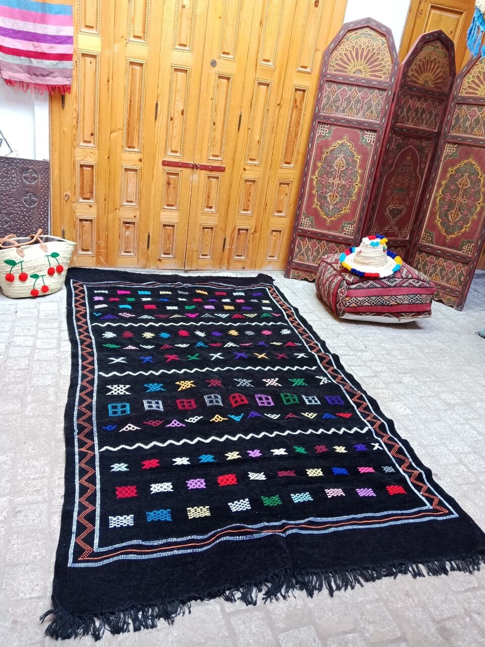 Moroccan Berber Rug . Moroccan Black Kilim Handmade Wool Rug Authentic Azilal Area Carpet