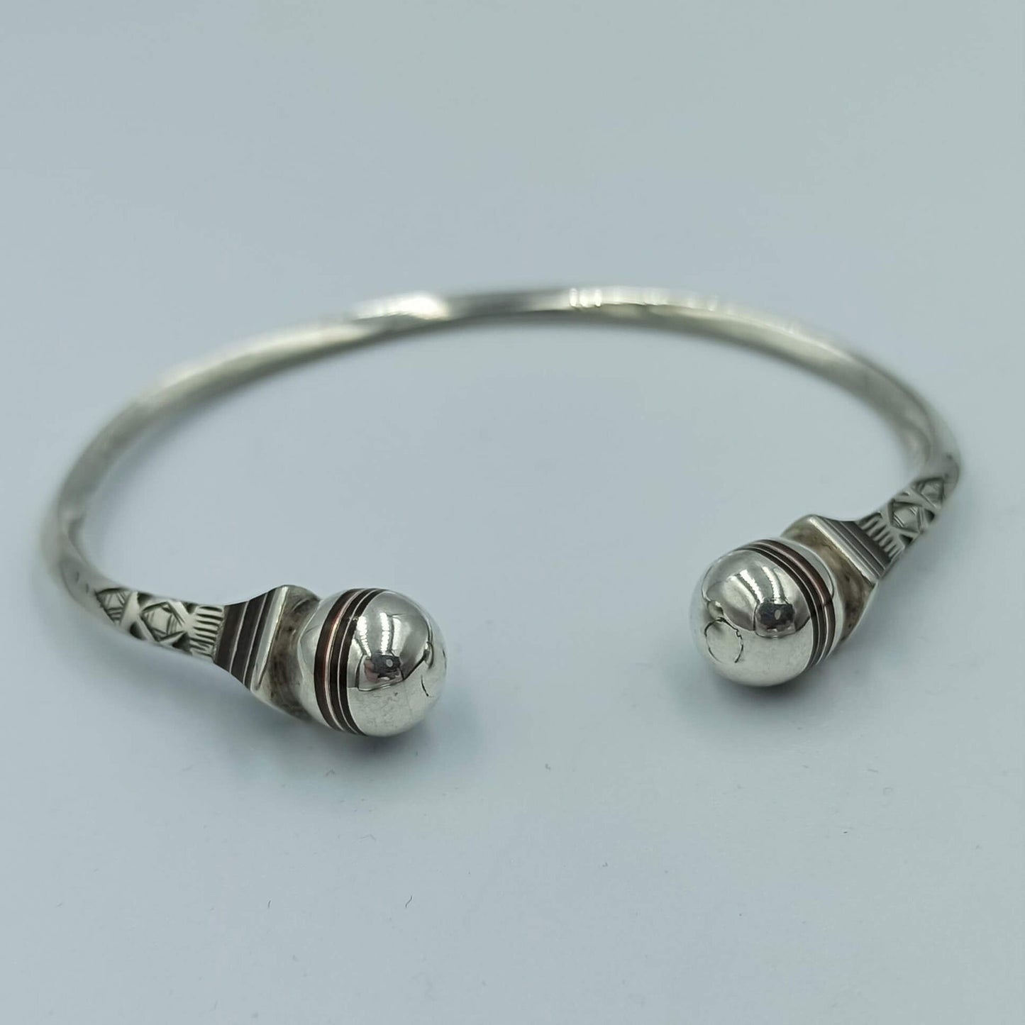 Men'S 925 Sterling Silver Handcrafted Adjustable Bracelet, Open Cuff 2-Ball Ended Engrave Design Boho Bangle