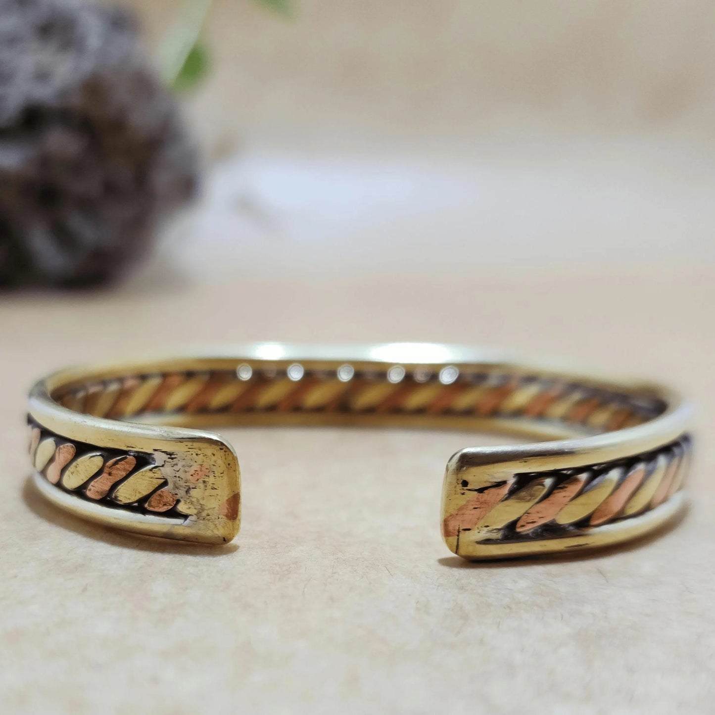 Handmade Twisted Copper Bracelet – Handforged Polished Bangle for Health and Arthritis Relief, Perfect Unisex Gift