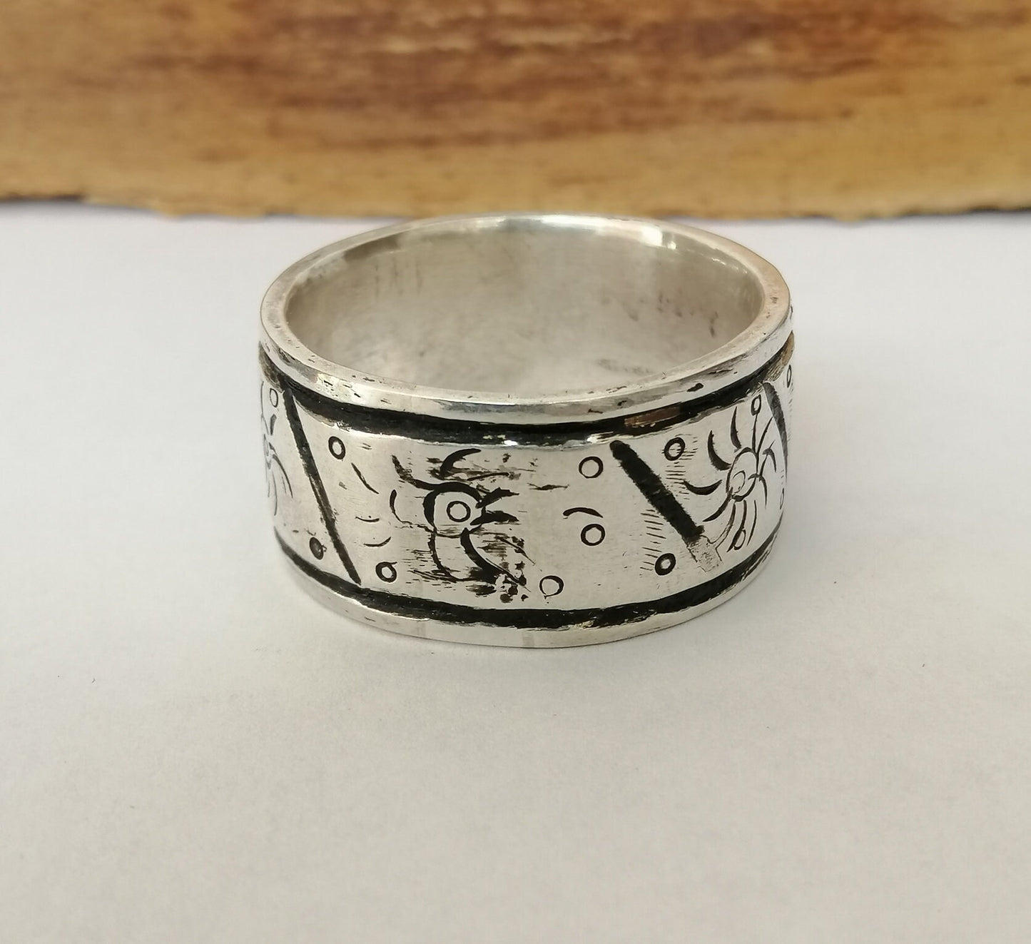 Heavy Silver Ring with Diagonal Engravings