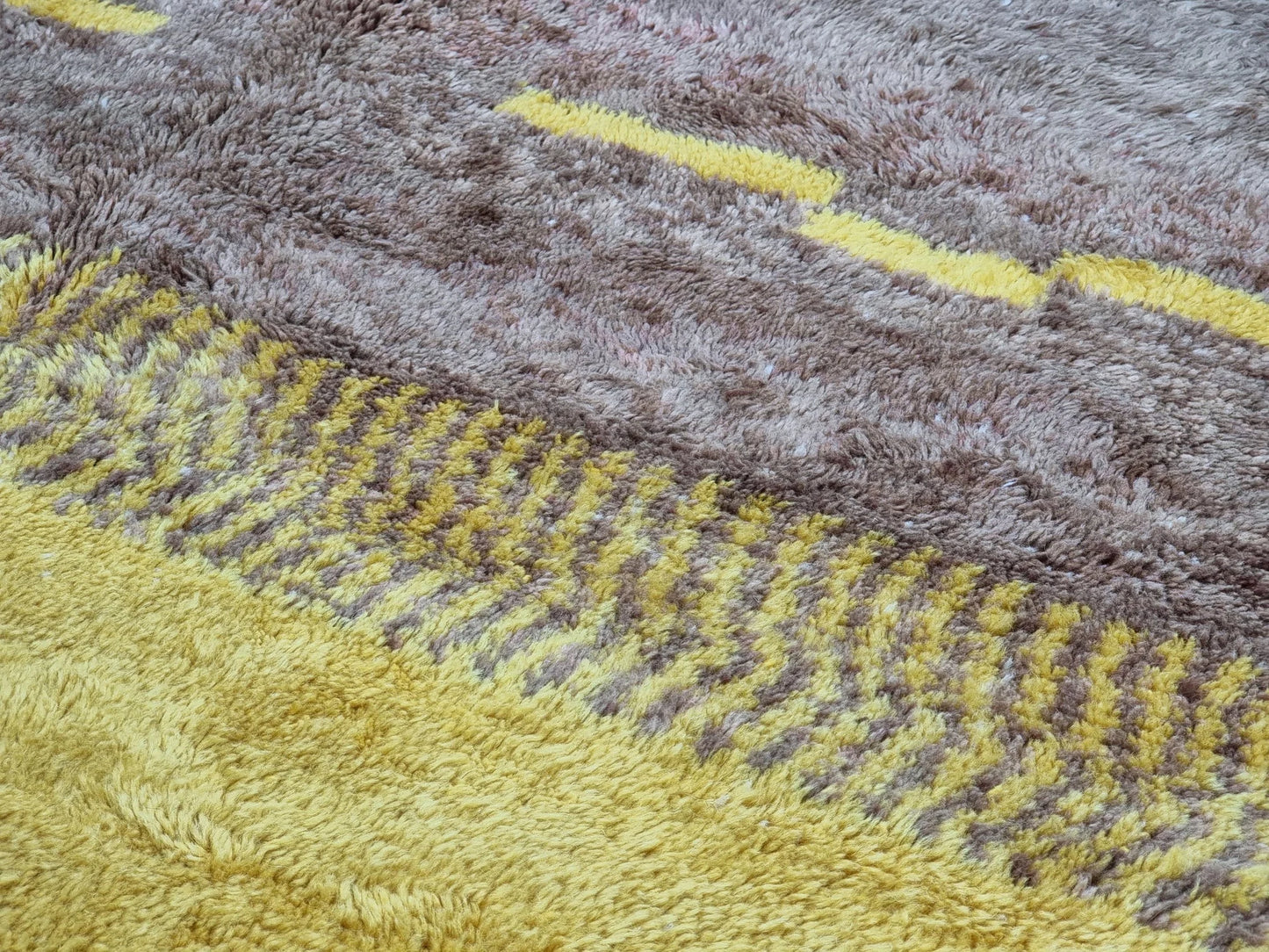 BENI MRIRT RUG 7X9, Handmade Moroccan Rug, Tribal Berber Carpet, Shag Wool Rug, Abstract Mrirt Rug, Brown & Yellow Rug, Beni Area Rugs.