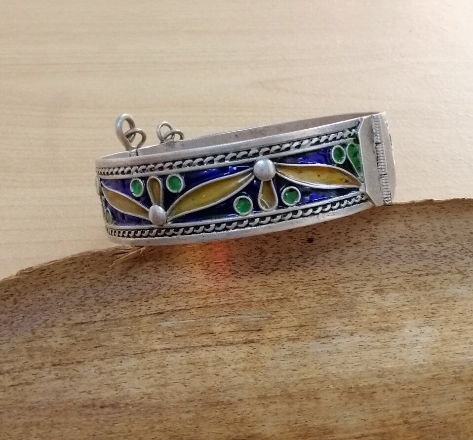 Modern Moroccan Sterling Silver and Enamel Hinged Bracelet