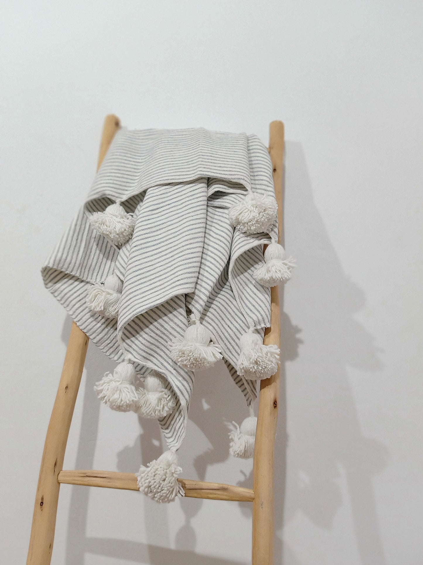 Moroccan Blanket - Hand Woven Throw-Tassel Blankets-Pom Poms-Boho Blanket-Moroccan Blanket-Moroccan Blanket-Moroccan Pom Pom .