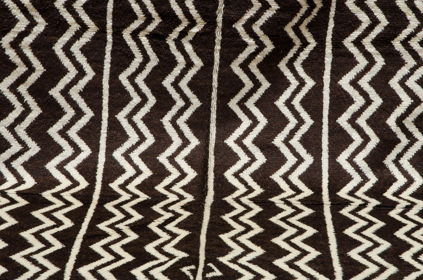 Black and White Moroccan Rug 5X8 - Handwoven Lambswool Soft Authentic Berber Rug - ABB21176