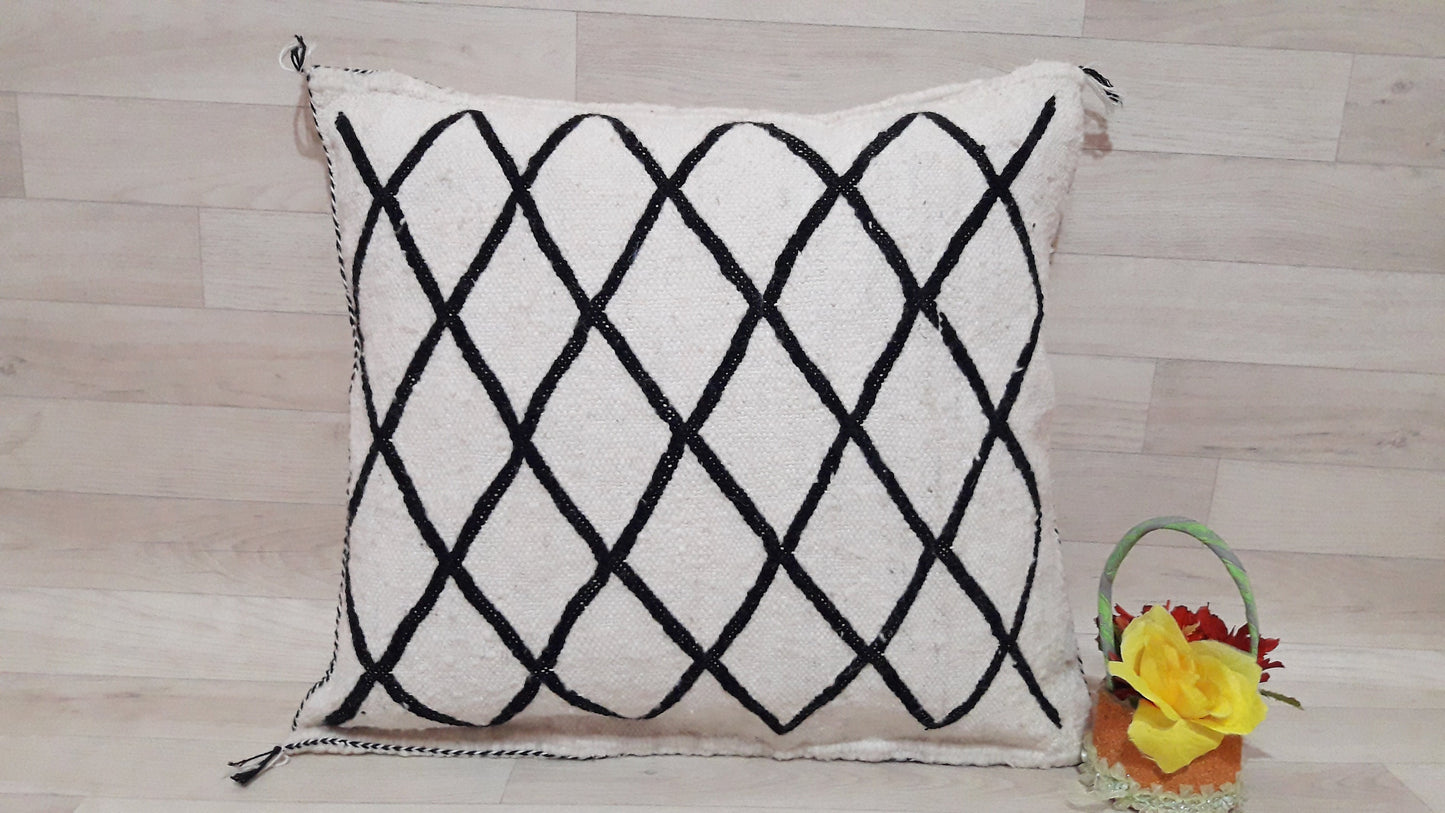 Beni Ourain Cushion Cover - White Wool Pillow Cover - Handmade Morocco Cushion-Moroccan Beni Ourain Pillow - Beni Ourain Berber Pillow