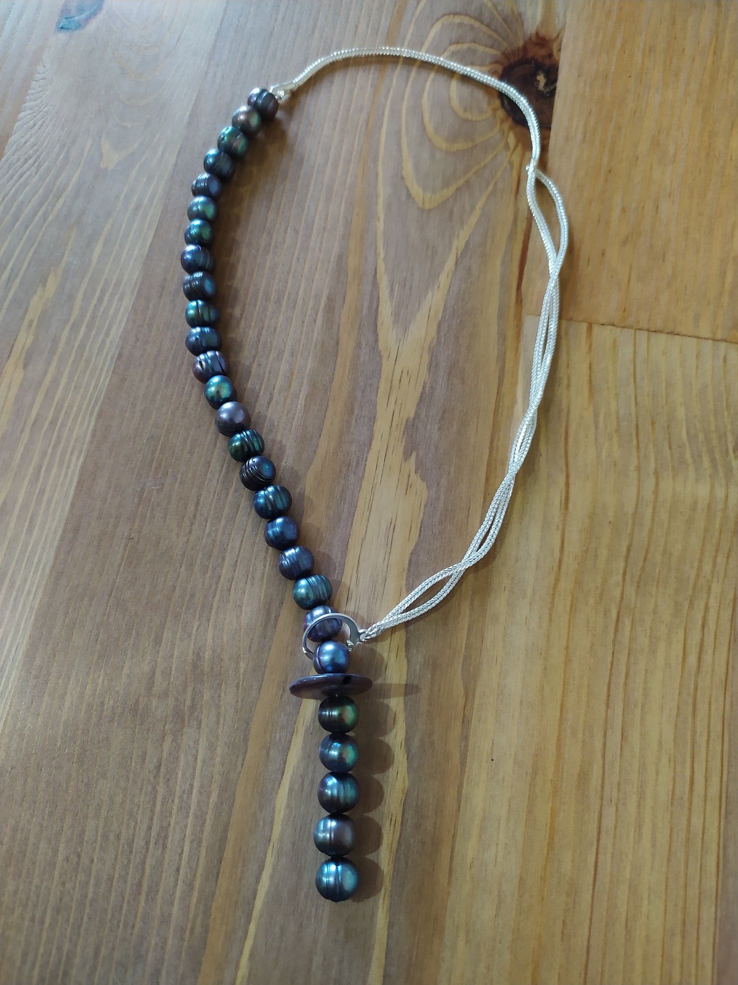 Black Pearls and Silver 925 in One Beautiful Necklace, an Exclusive Product Handmade and Natural Pearls to Embellish Your Neck.