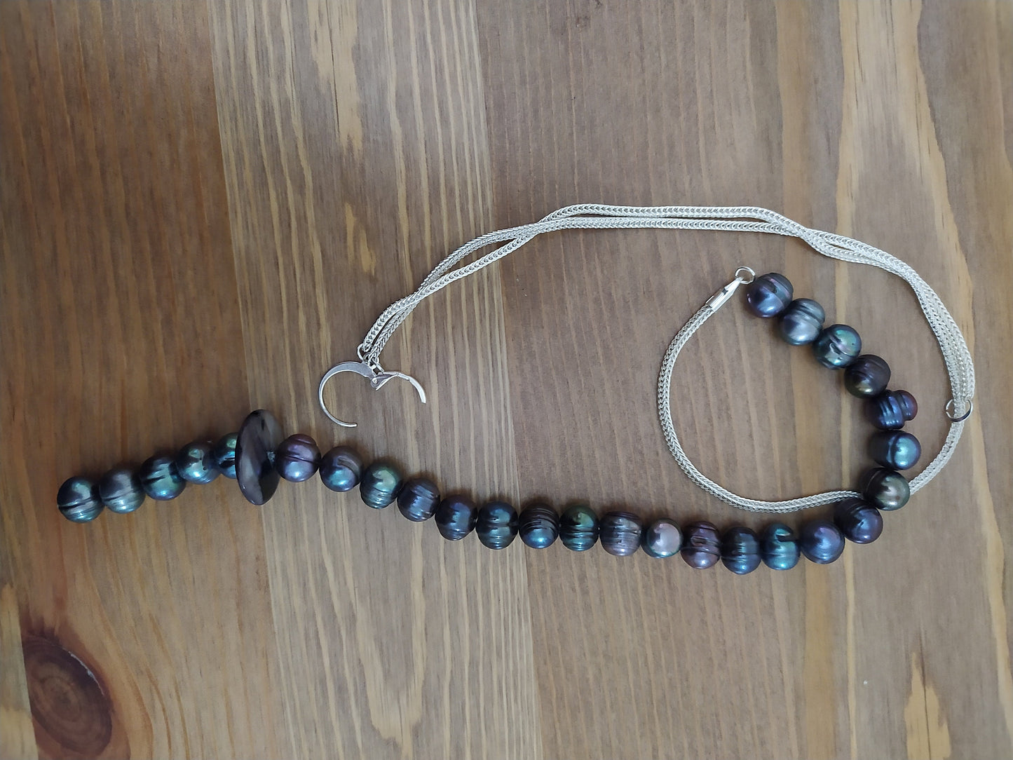 Black Pearls and Silver 925 in One Beautiful Necklace, an Exclusive Product Handmade and Natural Pearls to Embellish Your Neck.
