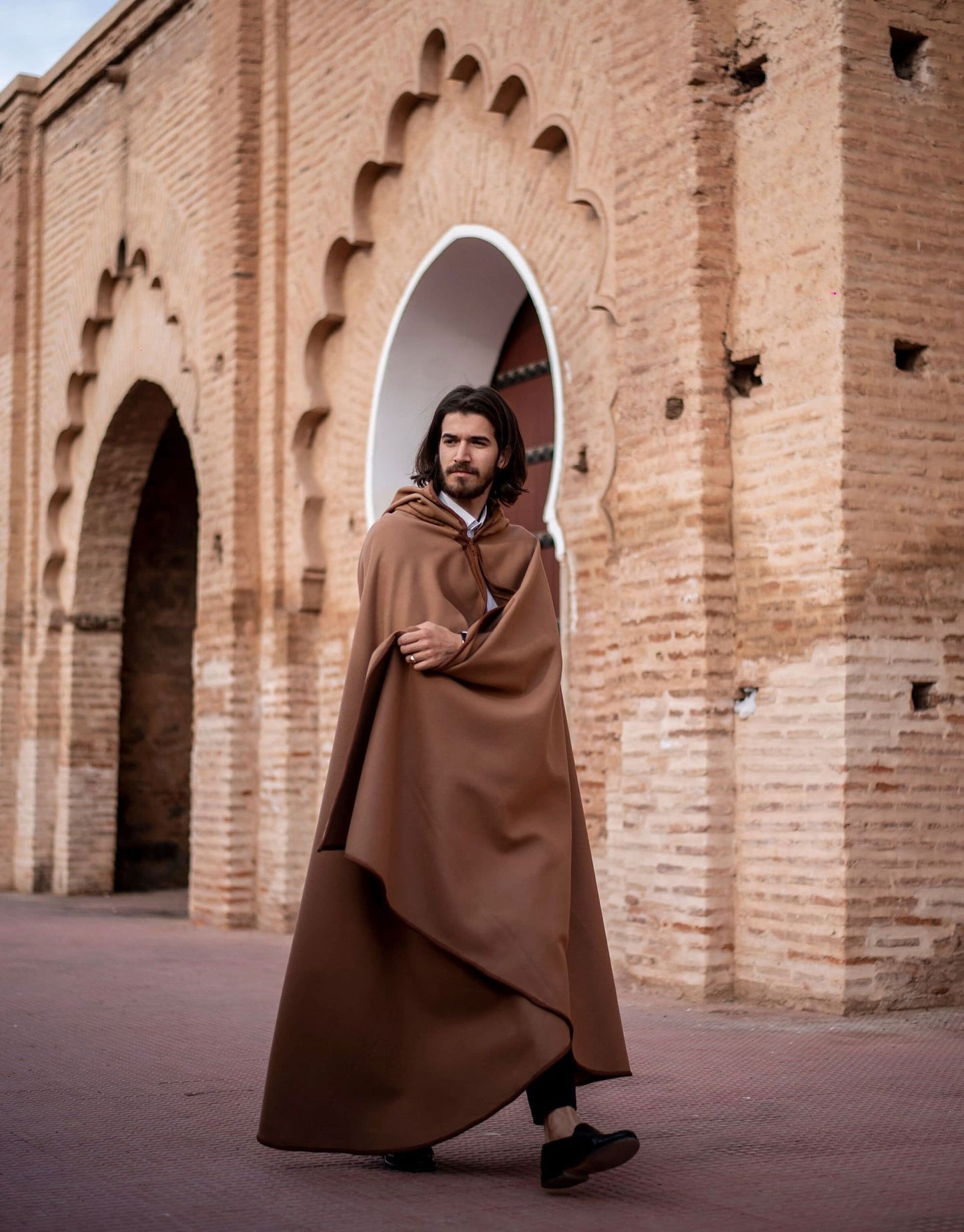 Soft Moroccan Luxury Long Winter Cape Coat – Cozy Poncho Overcoat for Cold Weather , Its Flowing Design Drapes Beautifully over the Body