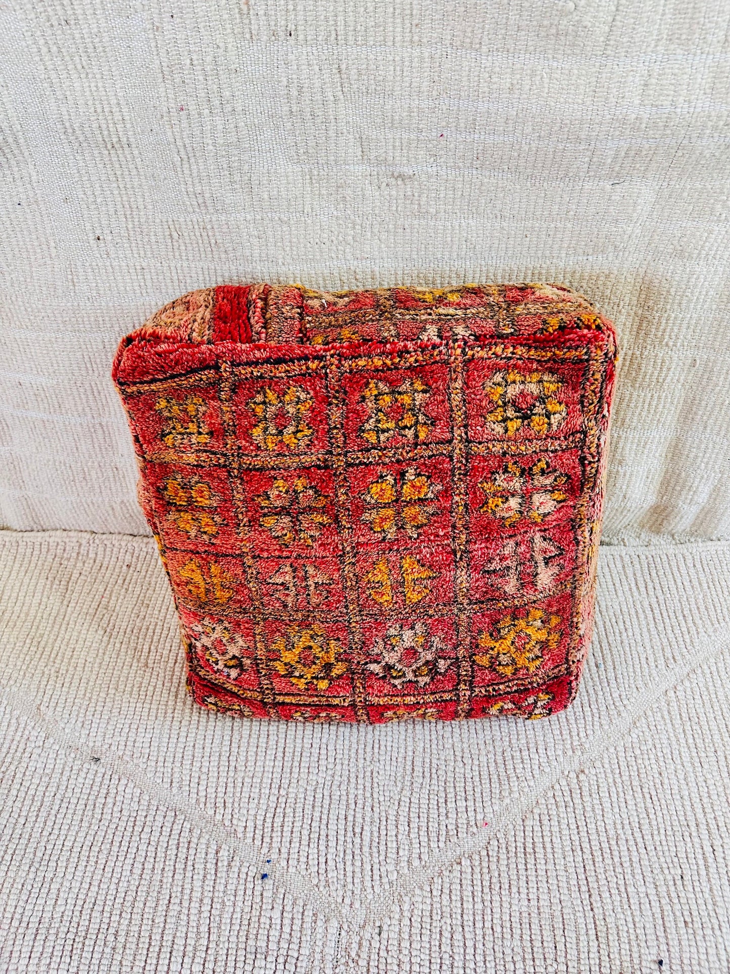 Kilim Pouf ,Multi Color Moroccan Pouf.Vintage Pouf .Beni Ouarain Pouf. Square Pouf .Outdoor Kilm Pouf.Yoga Meditation.Ottoman Pouf,Handmade