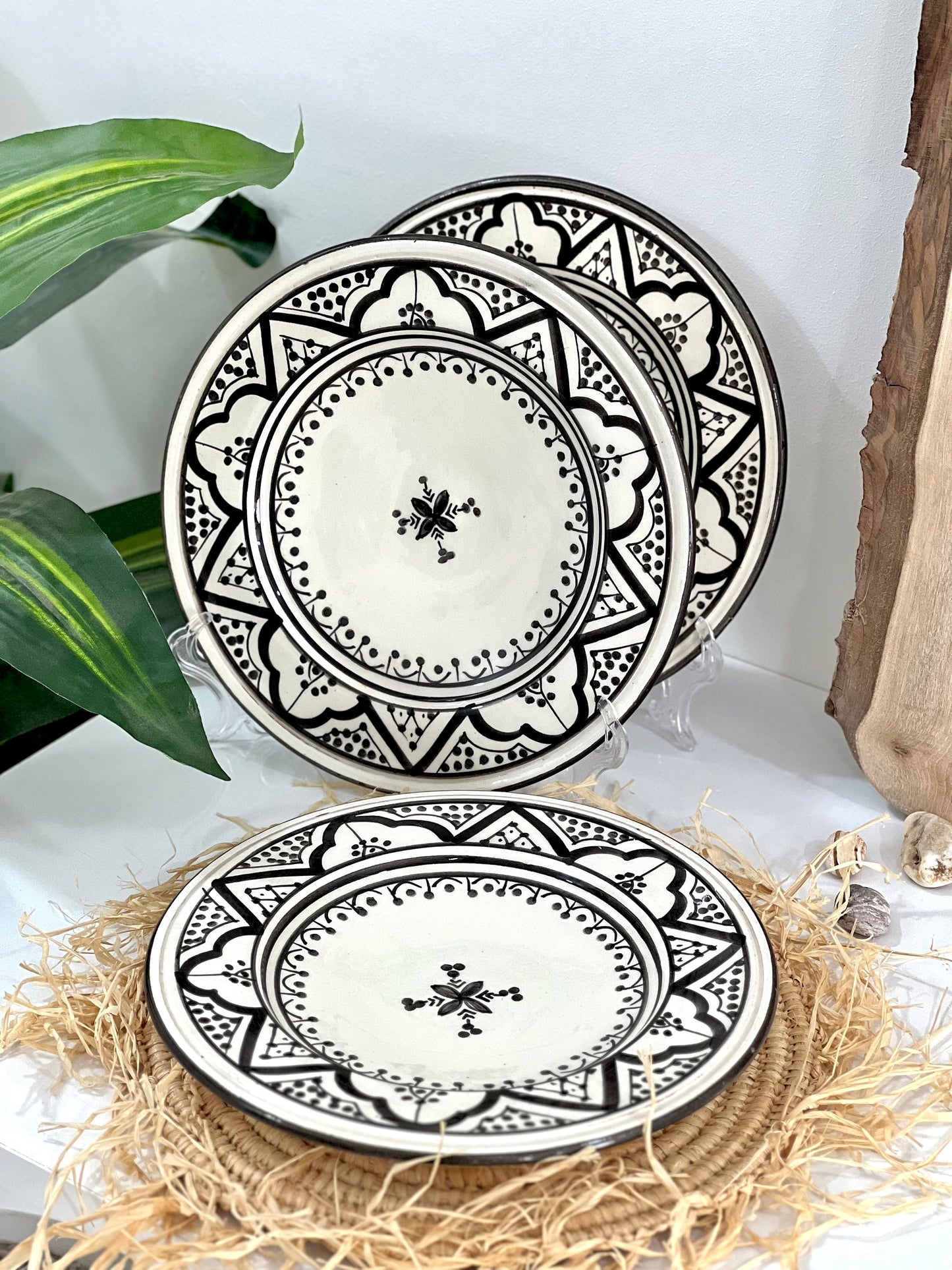 Handcrafted Moroccan Ceramic Dining Plates Set - Exquisite Hand-Painted Artisanal Dinnerware