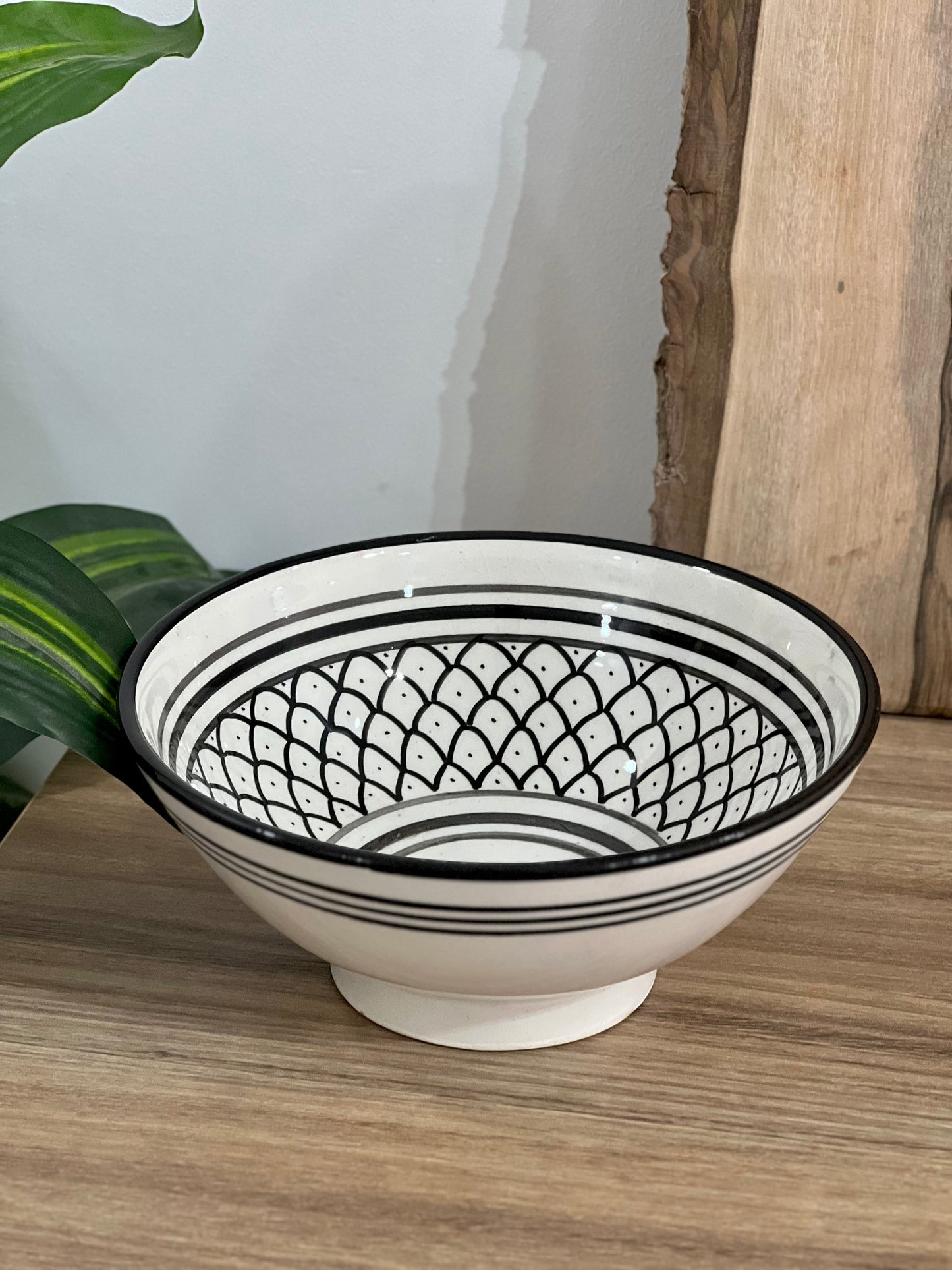 Handmade Ceramic Salad Bowl - (7.5In X 3.4In) - Pottery Bowl - Large Salad Bowl - Handpainted Moroccan Artisanal Bowl - Ceramic Fruit Bowl