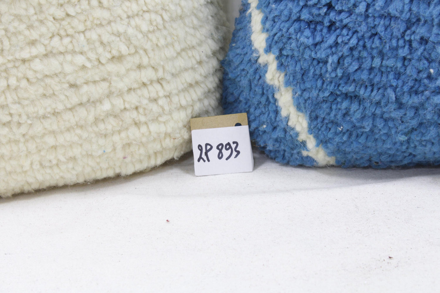 Set of 2 Vintage Moroccan Pillows 100% Wool , Absolutely Gorgeous Pillow Floor Pillow Moroccan Berber Home Design Handmade Kilim Berber