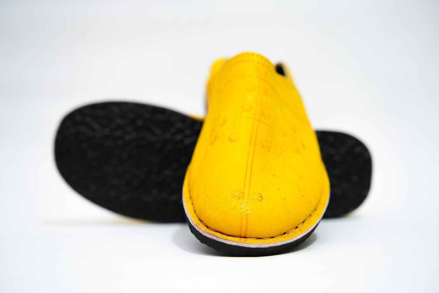 Handmade Moroccan Babouche Leather Slippers for Men, Organic Sheepskin Slip-Ons – Authentic, Stylish, and Comfortable House Shoes.