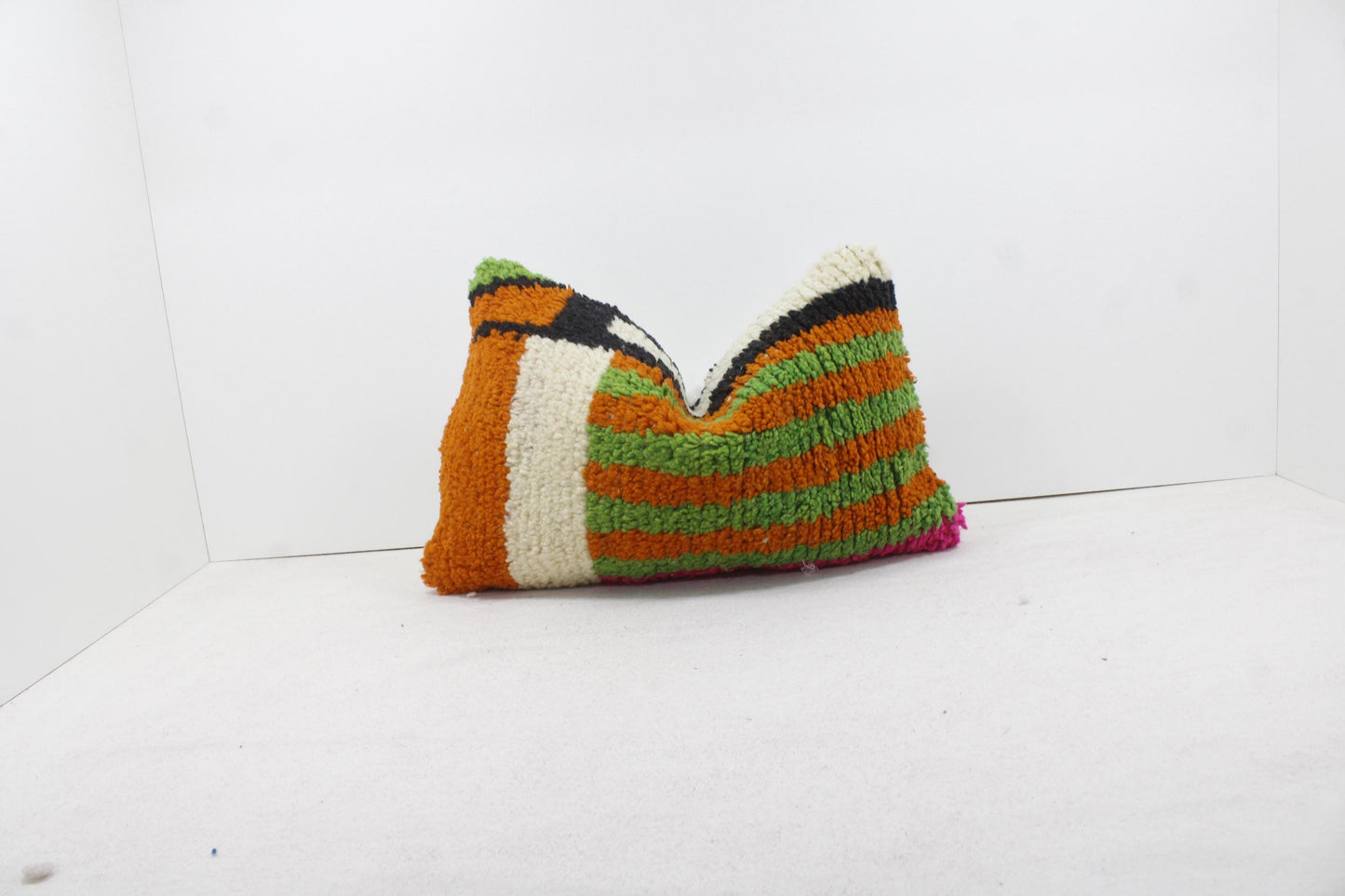 Vintage Moroccan Pillows 100% Wool ,Absolutely Gorgeous Pillow Floor Pillow Moroccan Berber Home Design Handmade Kilim Berber P213
