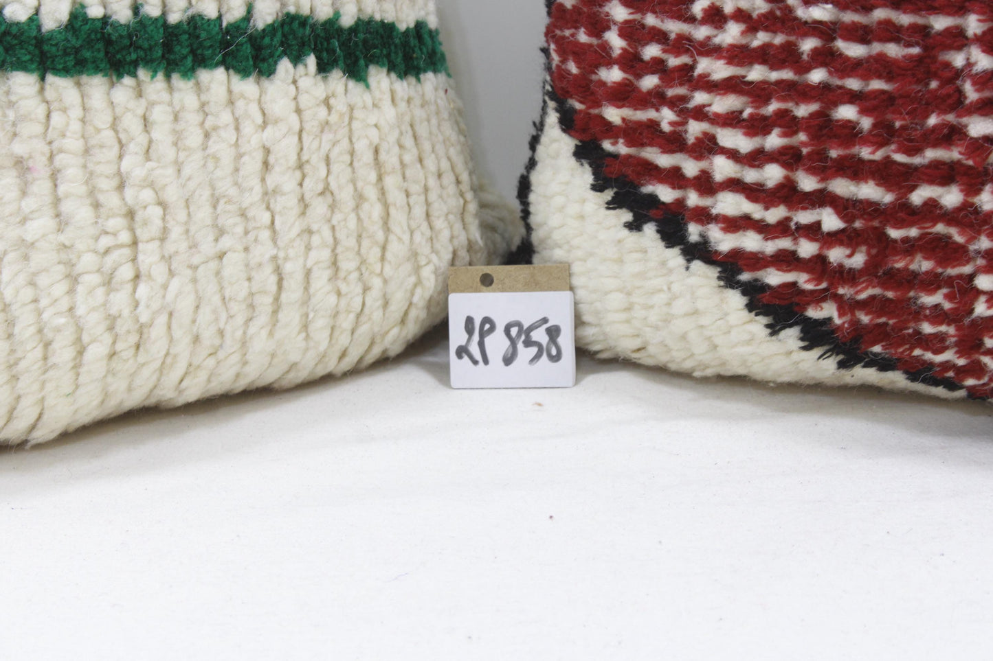 Set of 2 Vintage Moroccan Pillows 100% Wool , Absolutely Gorgeous Pillow Floor Pillow Moroccan Berber Home Design Handmade Kilim Berber