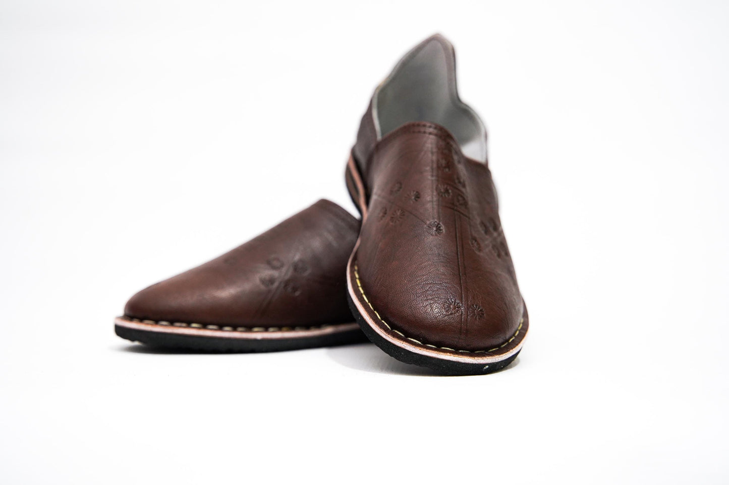 Handmade Moroccan Babouche Leather Slippers for Men, Rich Brown Sheepskin Slip-Ons – Authentic and Durable.