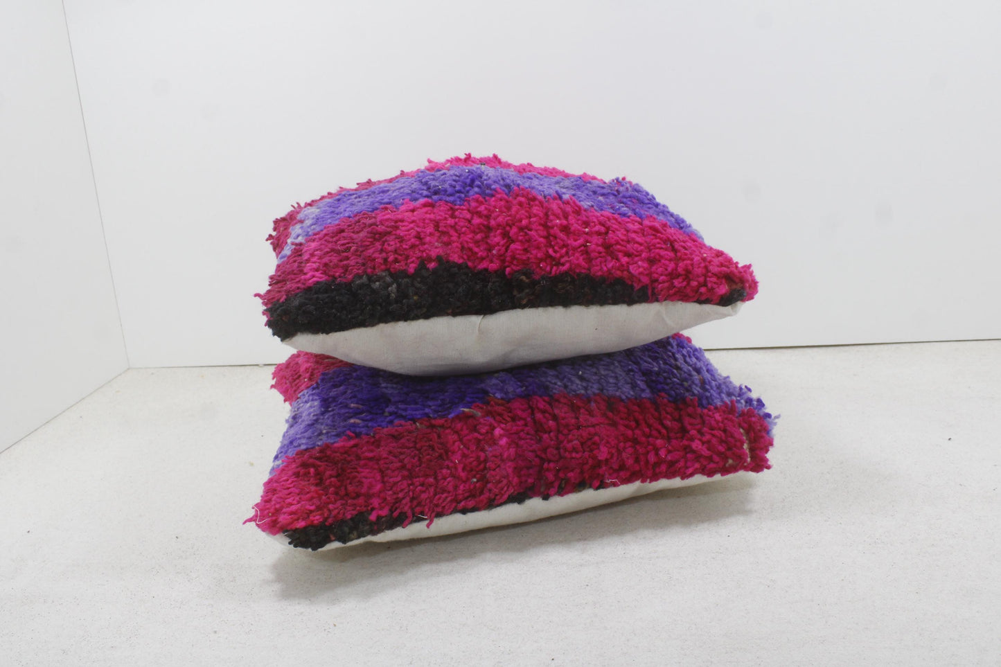Set of 2 Vintage Moroccan Pillows 100% Wool,Absolutely Gorgeous Pillow Floor Pillow Moroccan Berber Home Design Handmade Kilim Berber 2P1340