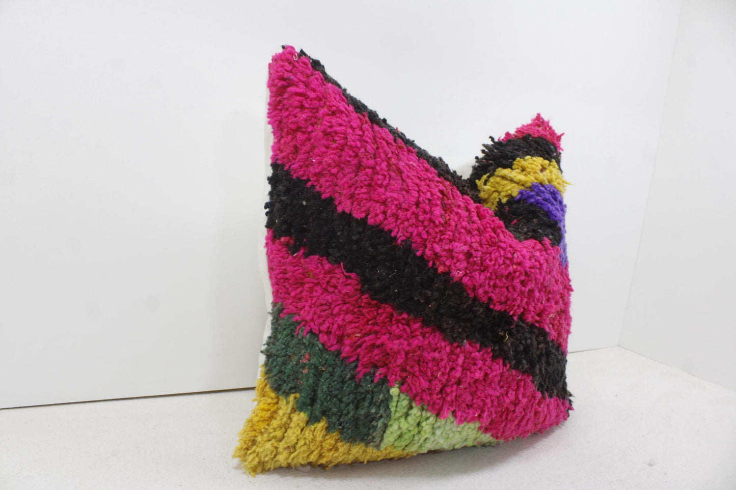 Vintage Moroccan Pillows 100% Wool ,Absolutely Gorgeous Pillow Floor Pillow Moroccan Berber Home Design Handmade Kilim Berber P218