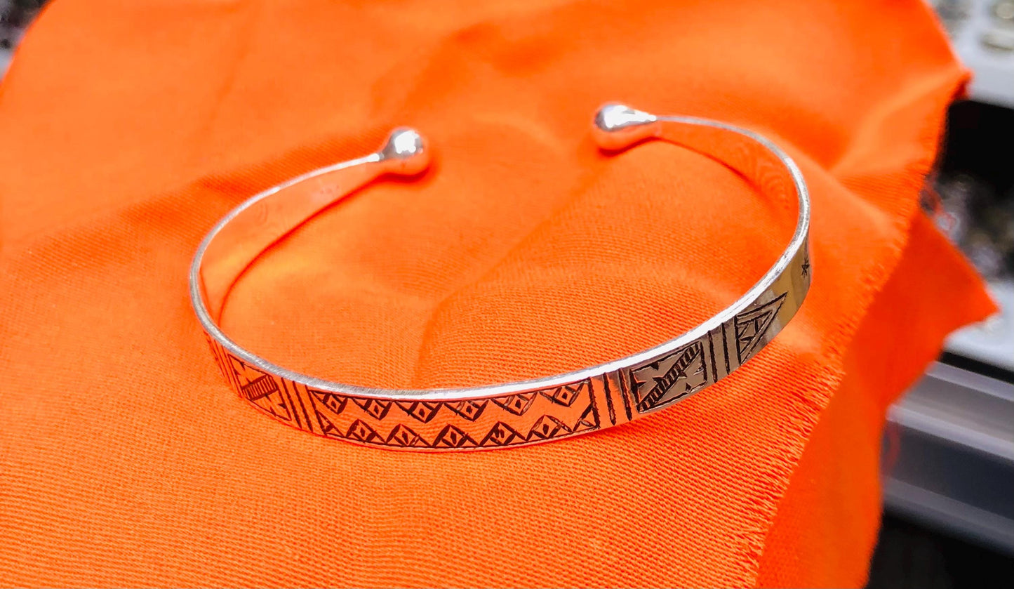 Engraved Berber Silver Bracelet - Handmade Ethnic Jewelry