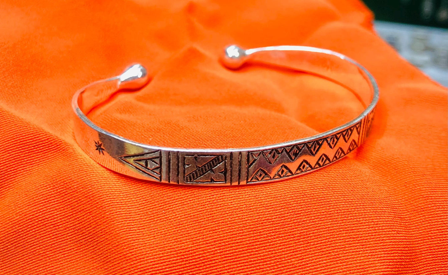 Engraved Berber Silver Bracelet - Handmade Ethnic Jewelry