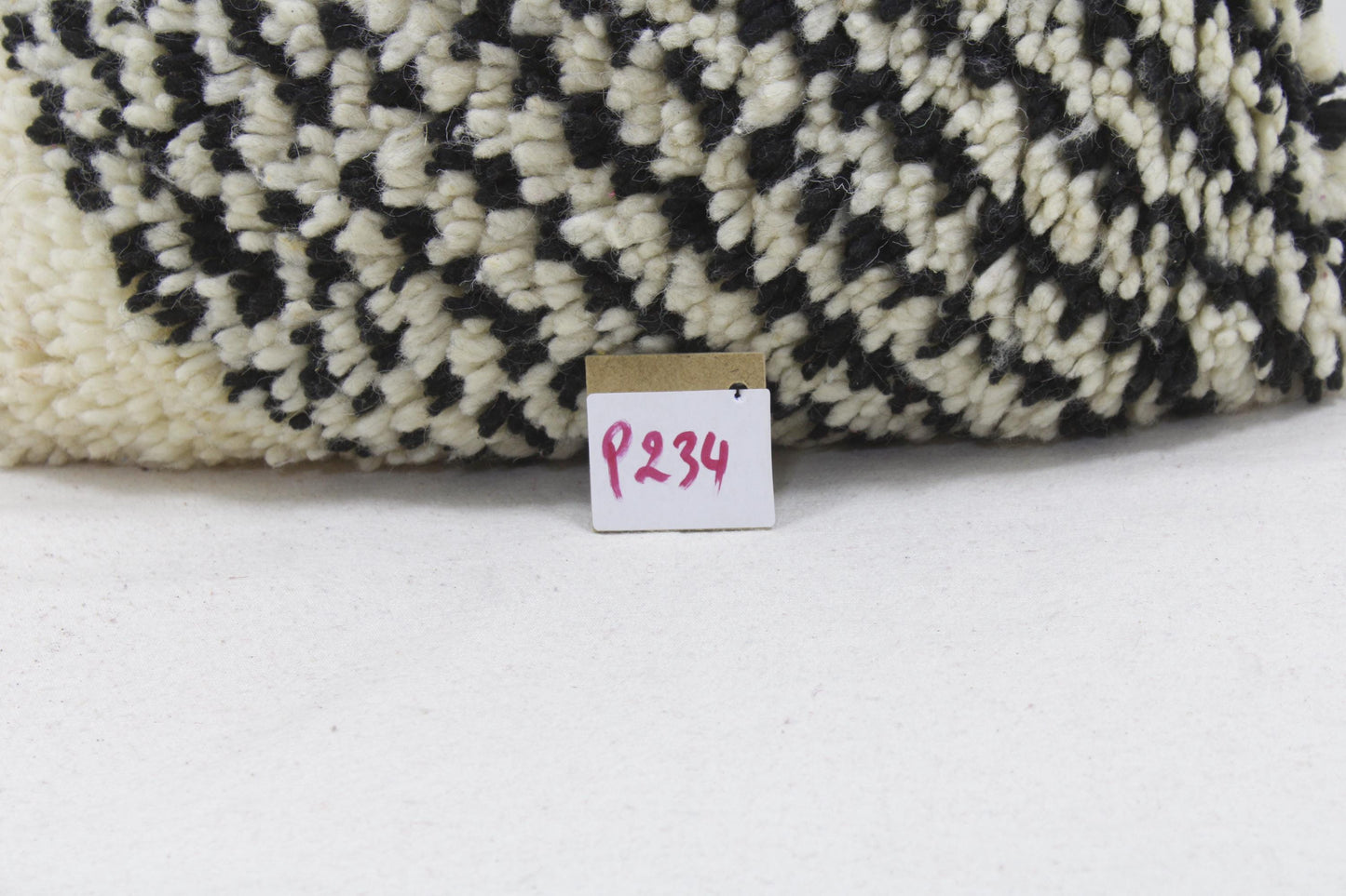 Vintage Moroccan Pillows 100% Wool ,Absolutely Gorgeous Pillow Floor Pillow Moroccan Berber Home Design Handmade Kilim Berber P234