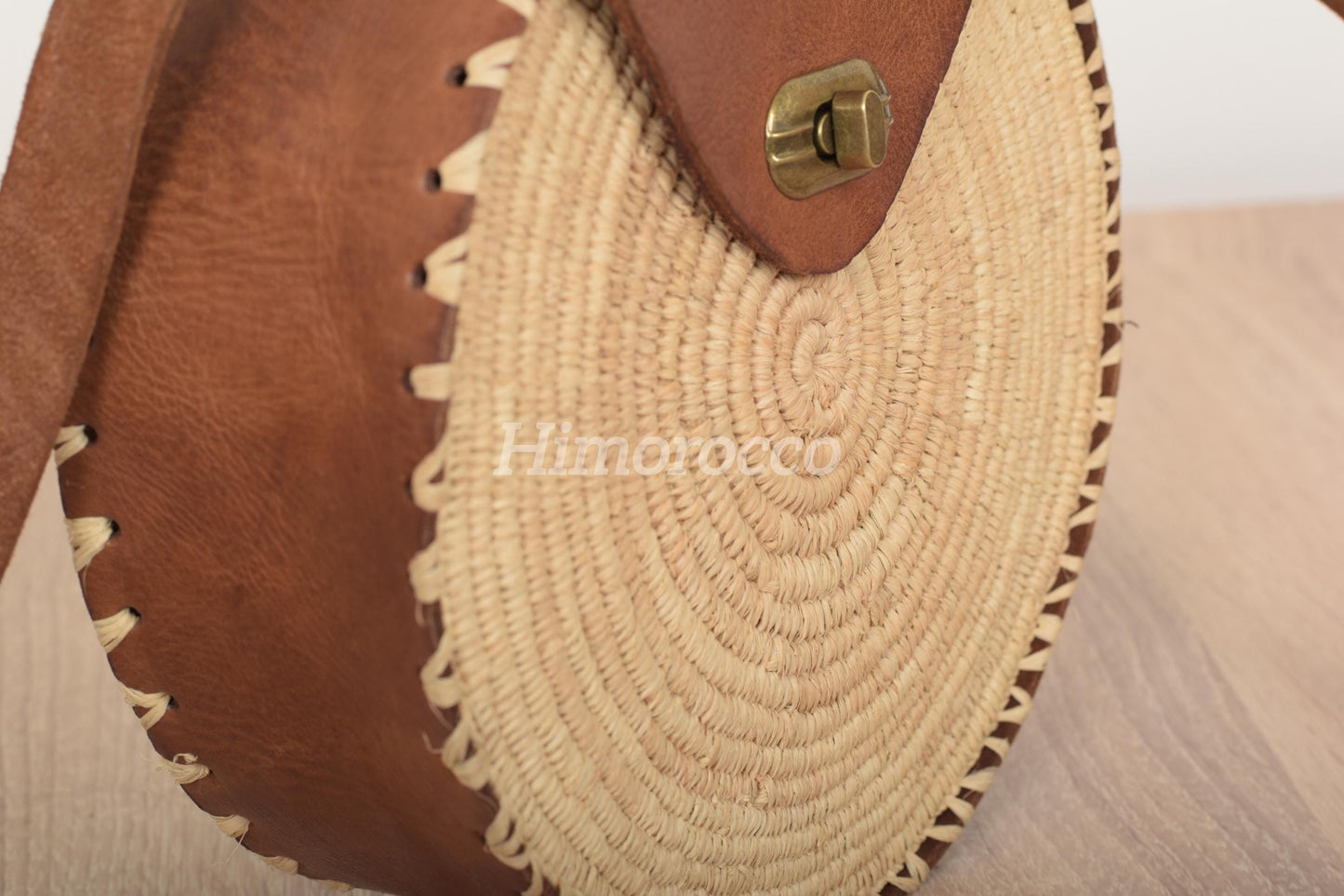 Round Woven Raffia Bag with Leather - Boho Crossbody Bag with Adjustable Strape