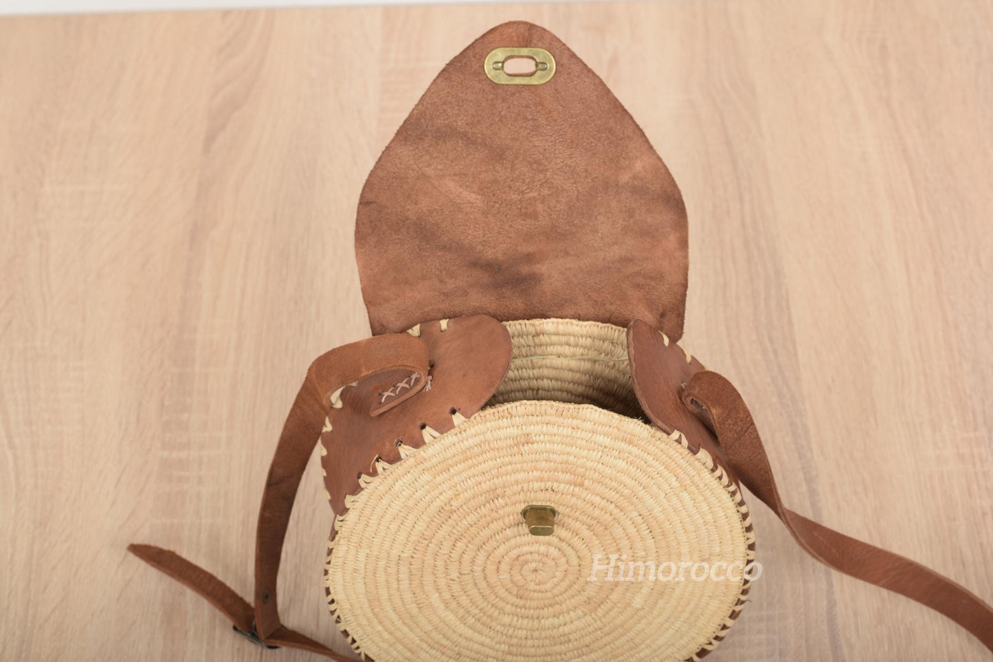 Round Woven Raffia Bag with Leather - Boho Crossbody Bag with Adjustable Strape
