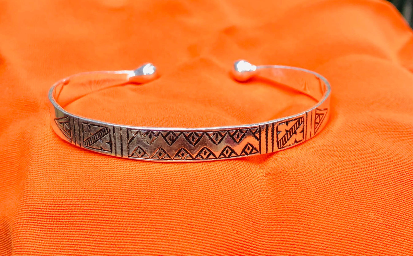 Engraved Berber Silver Bracelet - Handmade Ethnic Jewelry