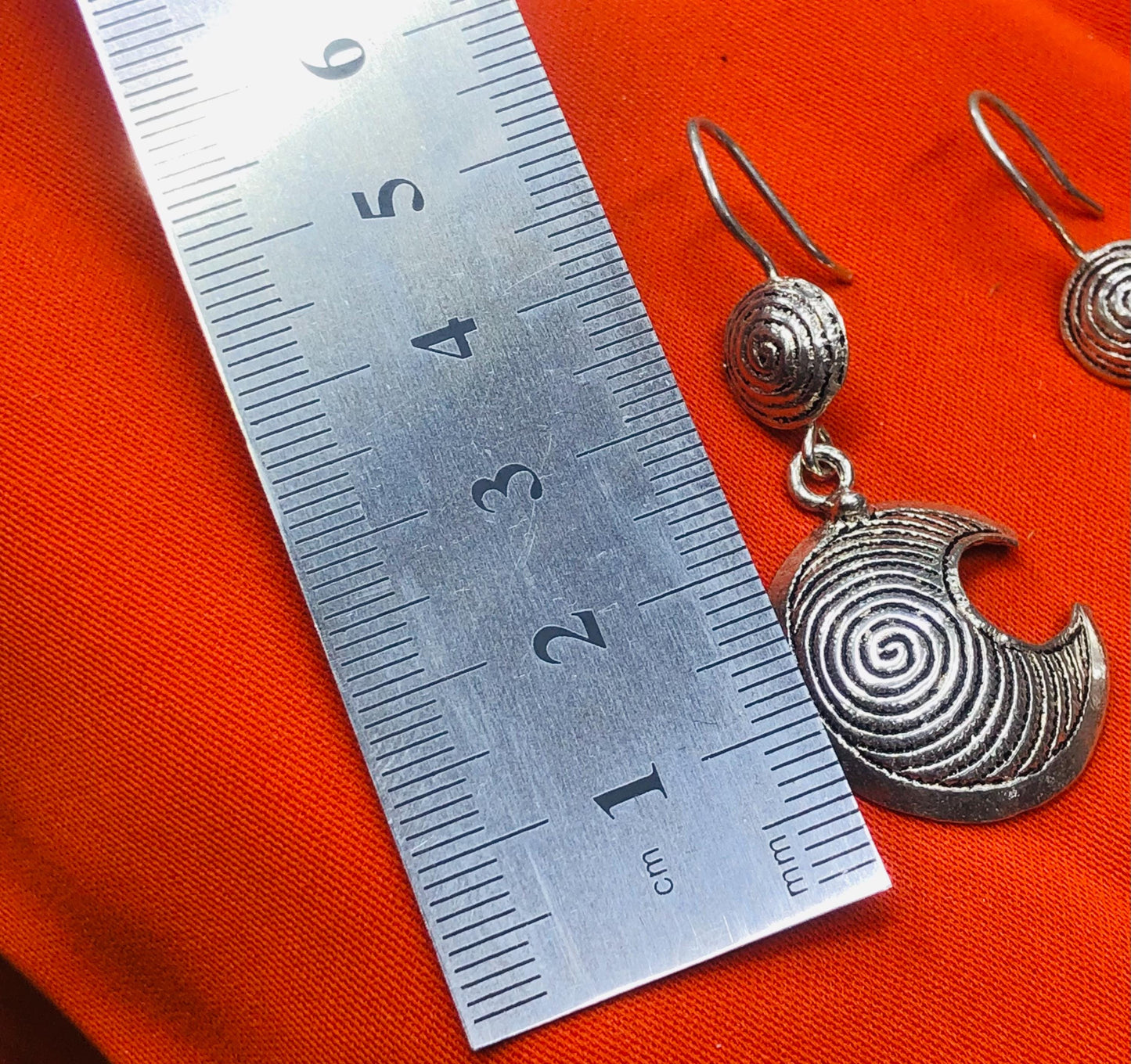 Tuareg Silver Spiral Earrings, Handmade Ethnic Jewelry – Unique Tribal Design