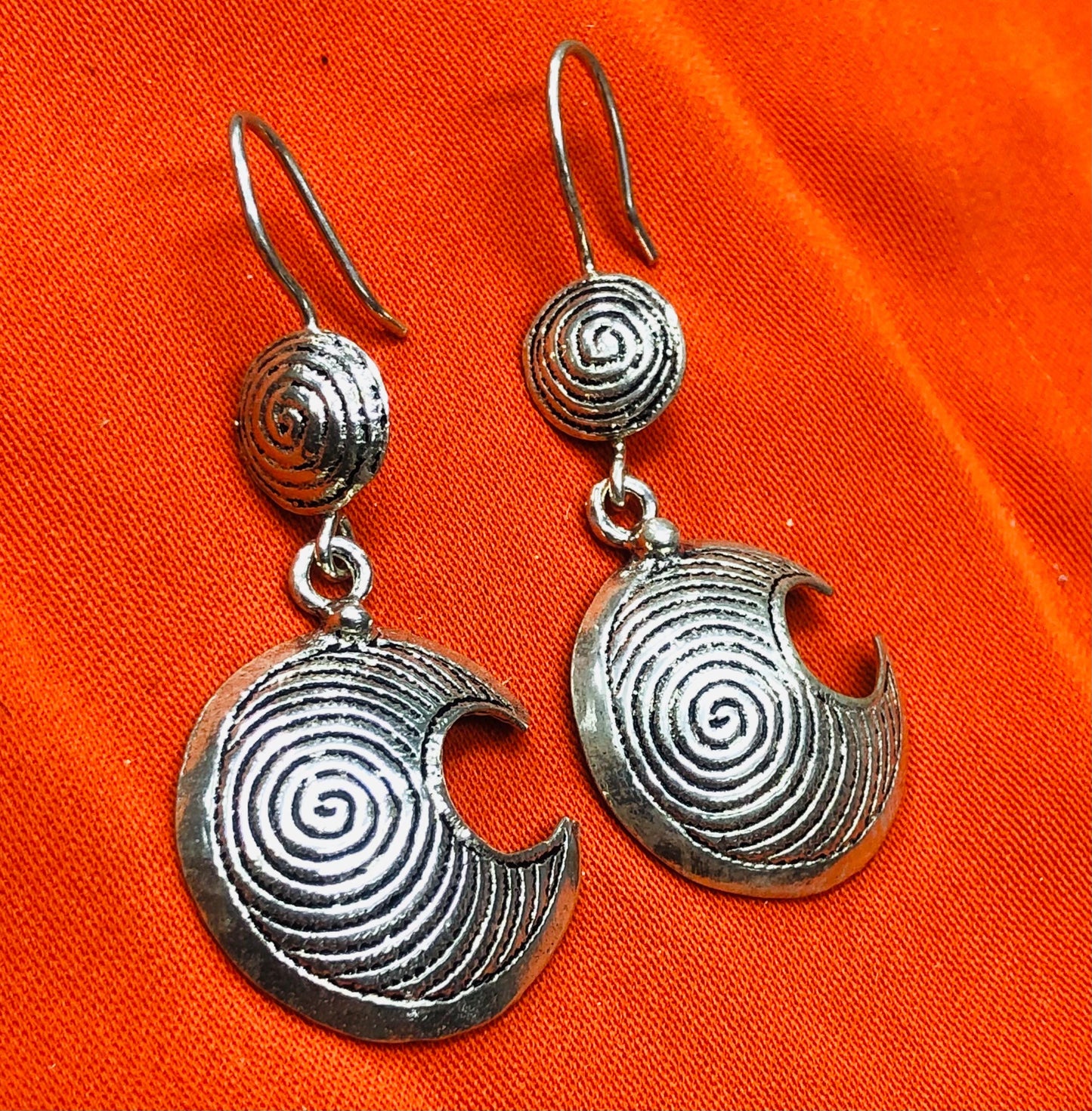 Tuareg Silver Spiral Earrings, Handmade Ethnic Jewelry – Unique Tribal Design