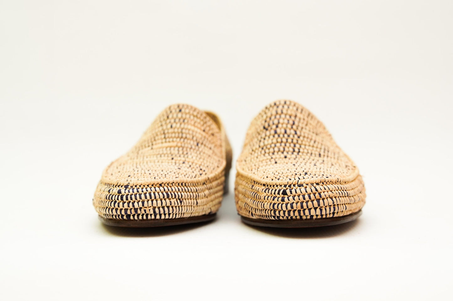 Handwoven Raffia Loafers – Moroccan Unisex Shoes – Natural Slip-On Flats – Boho Artisan Footwear