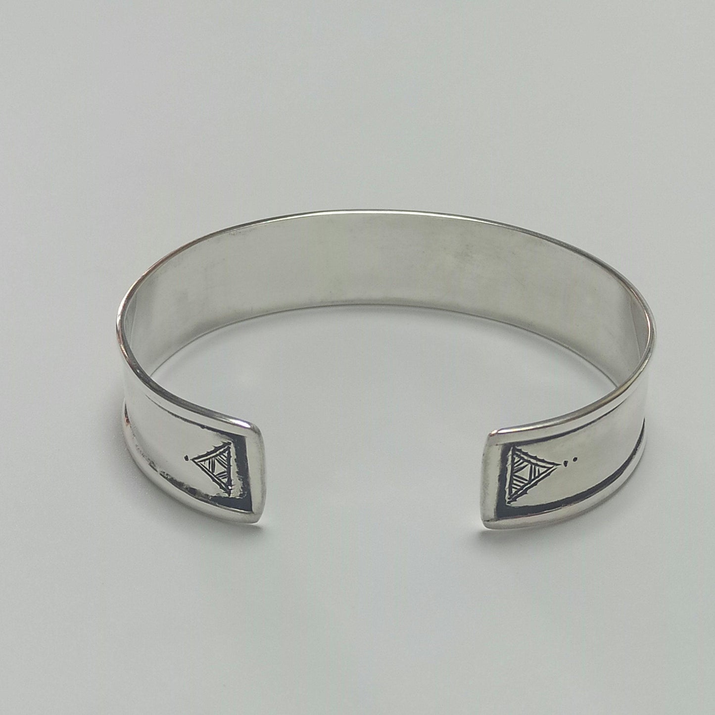 Tuareg Jewelery , Tuareg Moroccan Bracelet with Ethnic Tuareg Engraving in 925 Silver, , Unique Jewelry, Mens Gift