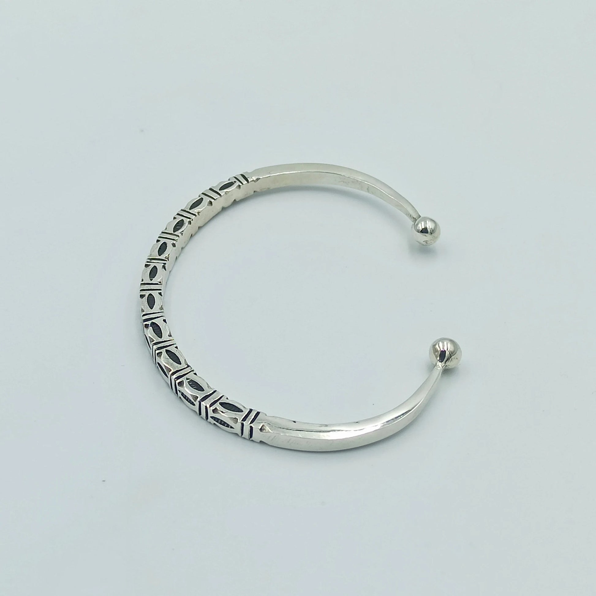 Silver Bracelet Tuareg Jewelery , Tuareg Moroccan Bracelet with Ethnic Tuareg Engraving in 925 Silver, , Unique Jewelry, Mens and Women Gift