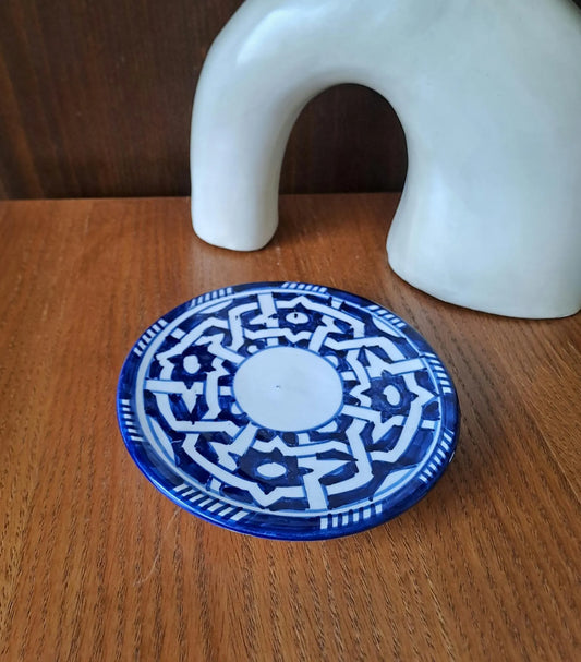 Small Moroccan Ceramic Plate 15Cm – Handmade Blue & White Pottery – Boho Kitchen Decor – Mini Wall Plate – Snack Dish