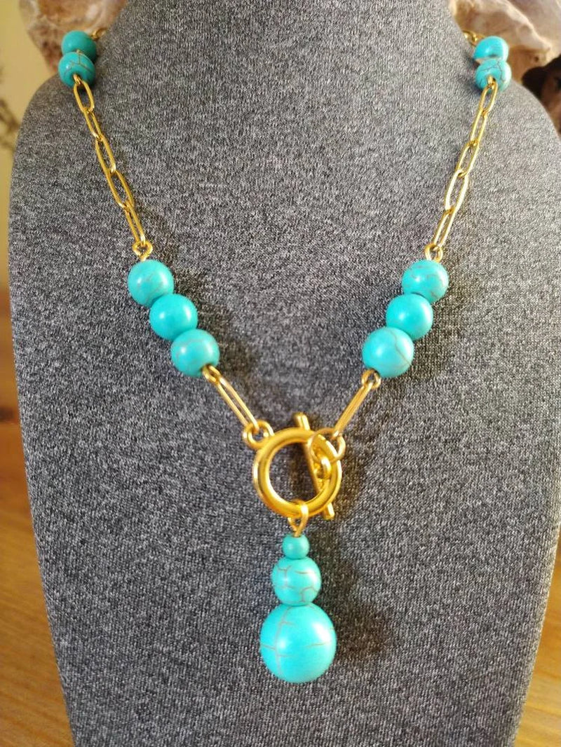 Beautiful Turquoise Pearls, an Exclusive Product Handmade and Natural Stones to Embellish Your Neck.