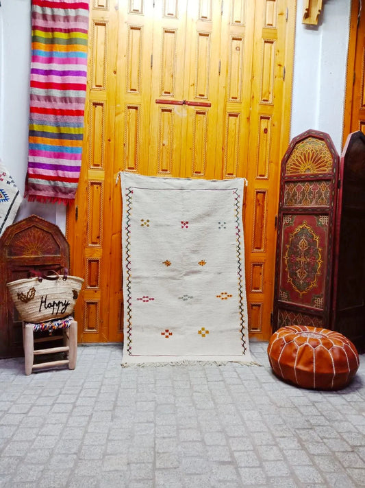 Moroccan Akhnif Rug 3×5 Ft . Moroccan Berber Kilim, Handmade Wool Rug. Large Berber Rug, Area Rug