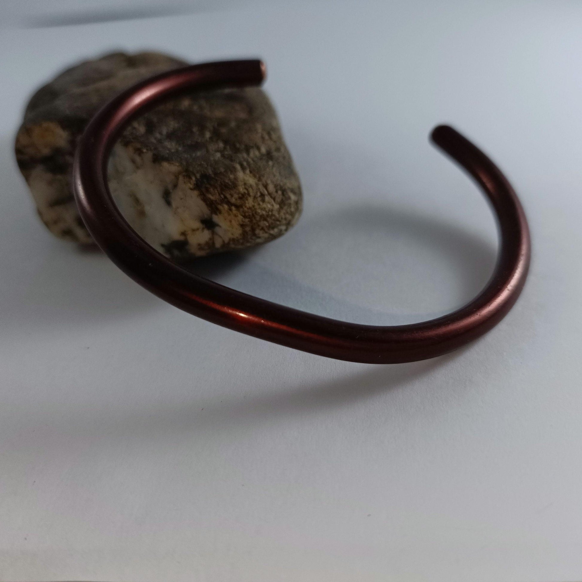 Handcrafted Copper Charm Bracelet – Minimalist Hand Forged Bangle for Arthritis and Joint Pain Relief