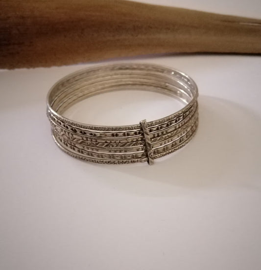 Silver Linking Bangles Set