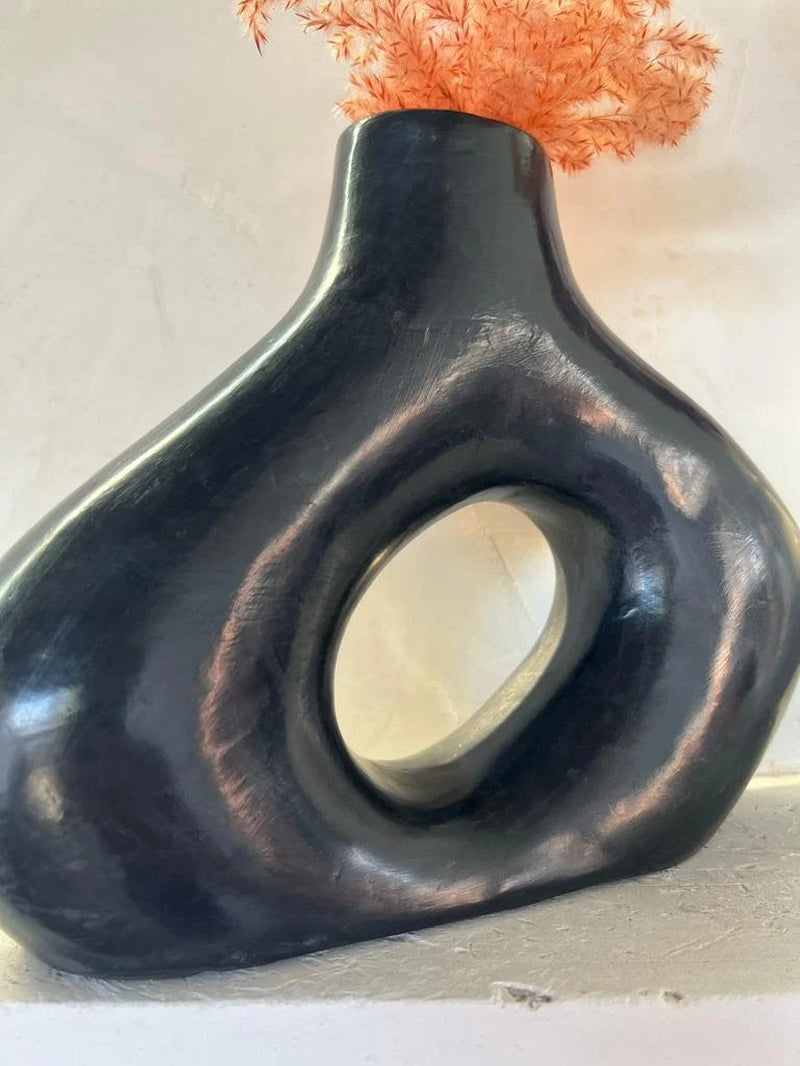 Terracotta Vase, Stucco Pottery Decoration, Black&White